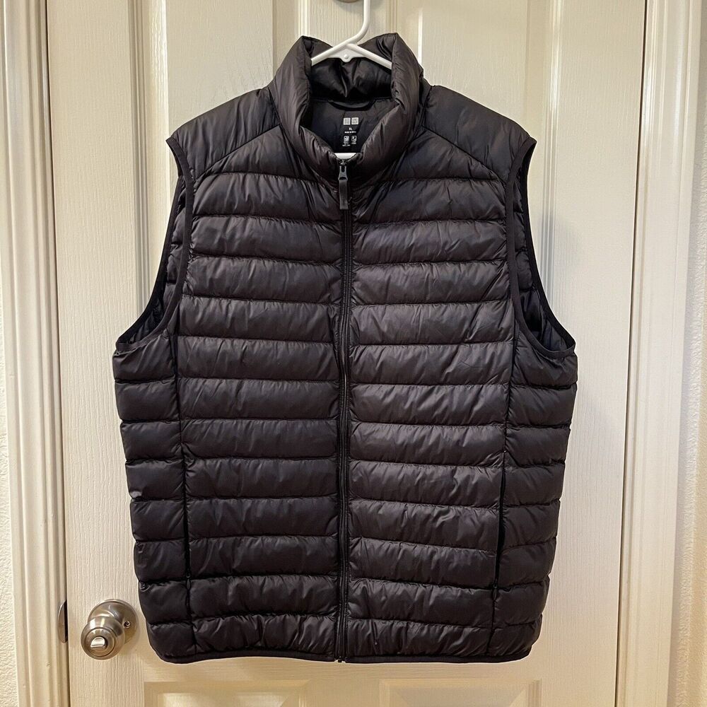 Uniqlo Light Weight Down Puffer Vest Black Water Repellent Men's Size XL